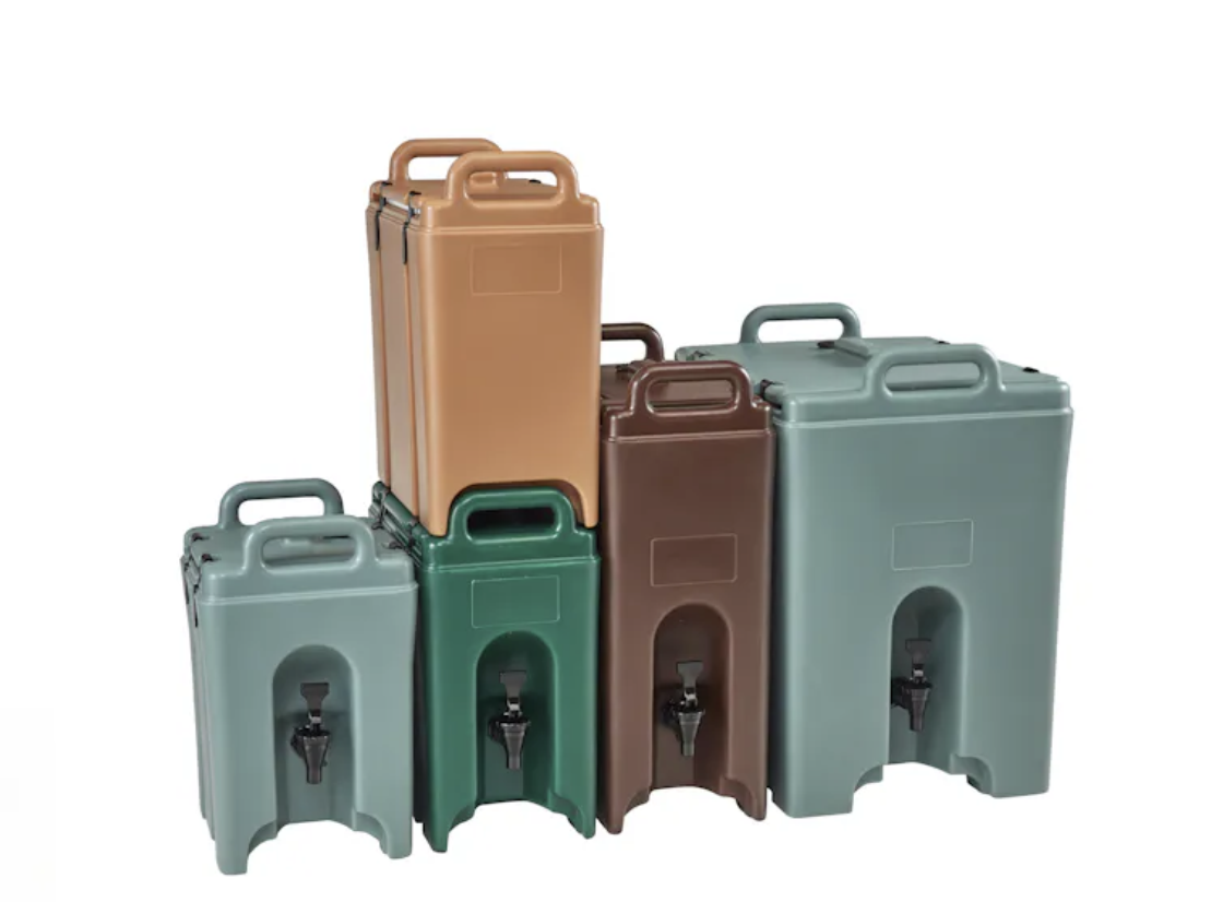 Cambro 250LCD110 Black 2.5 Gal. Beverage Camtainers
