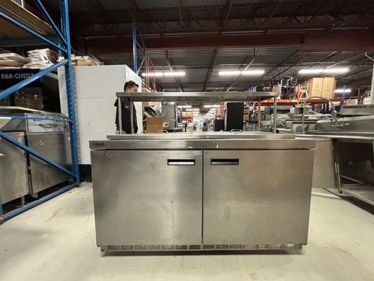 Front-Breathing Self-Contained Compact Mega Top Refrigerators Front-Breathing Self-Contained Compact Mega Top Refrigerators