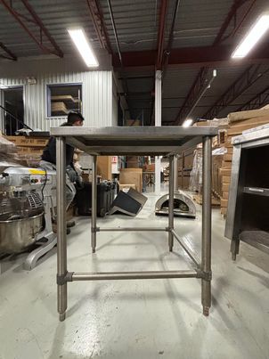 Stainless Steel Worktable Stainless Steel Worktable