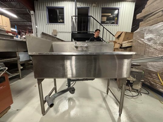 Stainless Steel Three Compartment Commercial Sink Stainless Steel Three Compartment Commercial Sink
