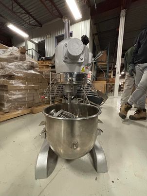 20 Quart Mixer 20 Quart Mixer